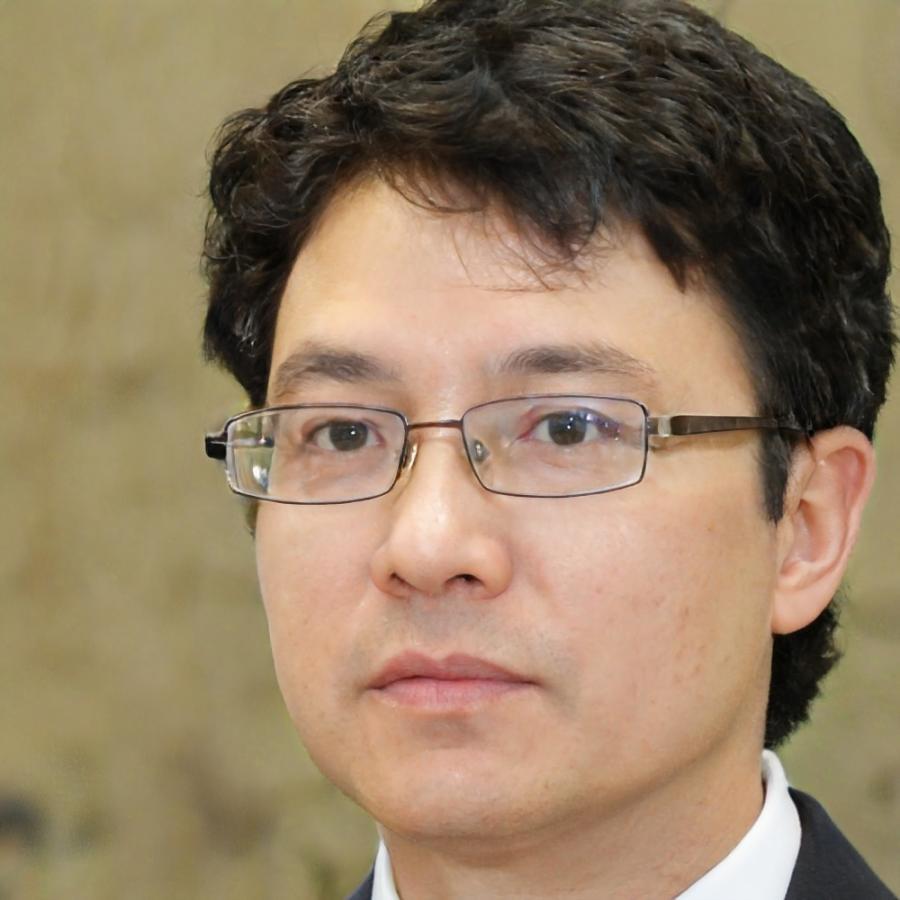 Retrato profesional de Lluís Farré